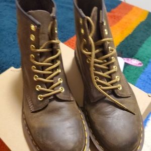 Dr martens crazy horse